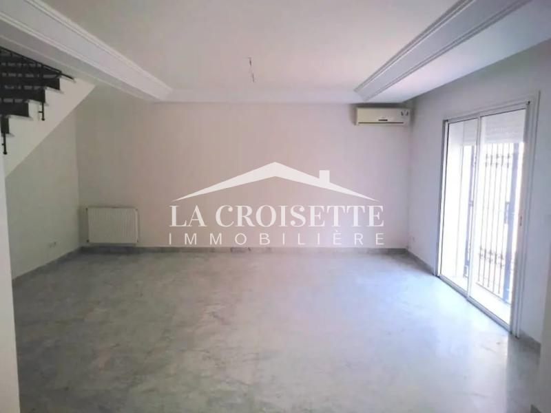 Duplex S+4 avec jardin aux Jardins de Carthage